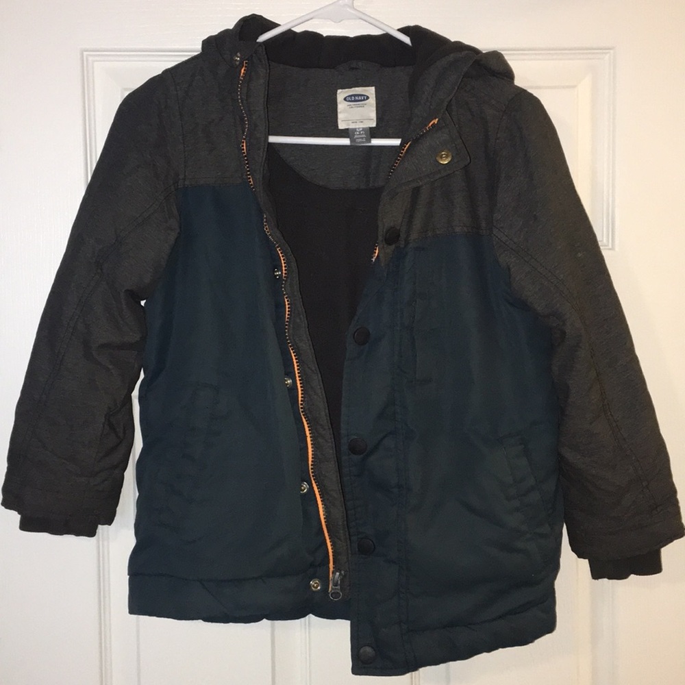 Old Navy coat, boys size 6/7 *sold*